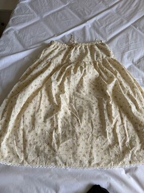 Dahl skirt
